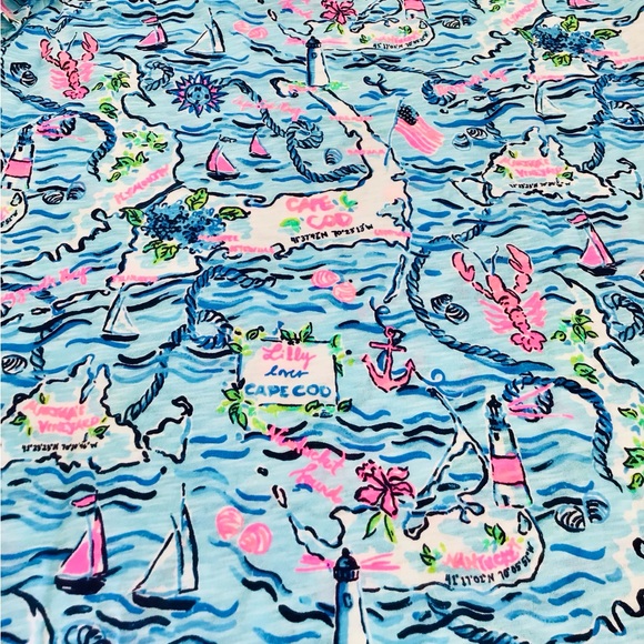 Lilly Pulitzer Etta V-Neck T-Shirt-Lilly Loves Cape Cod-Bali Blue-NWT In Package - Picture 7 of 8